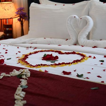 Lazaani Hotel Kolombo Dış mekan fotoğraf