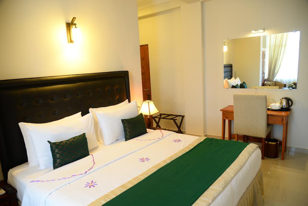 Lazaani Hotel Kolombo Dış mekan fotoğraf