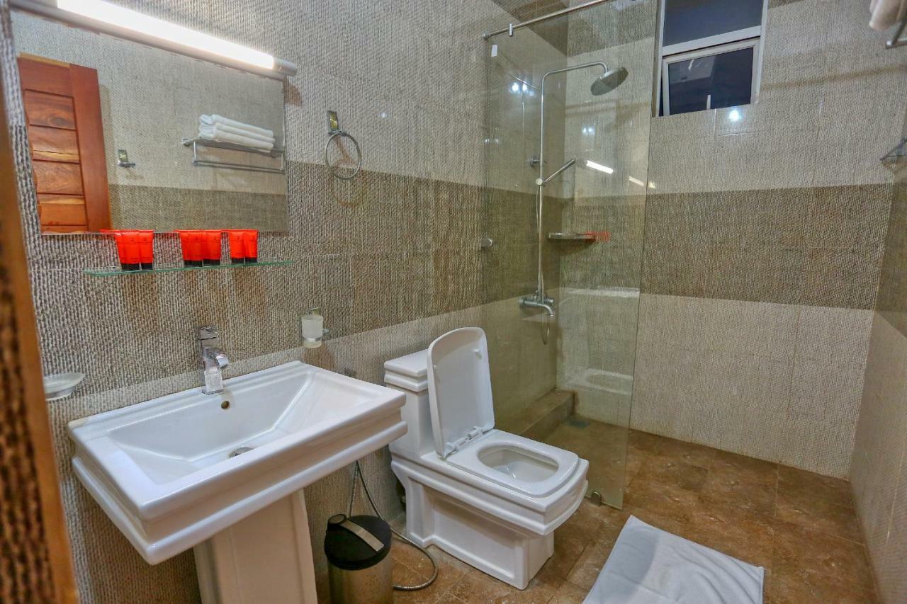 Lazaani Hotel Kolombo Dış mekan fotoğraf