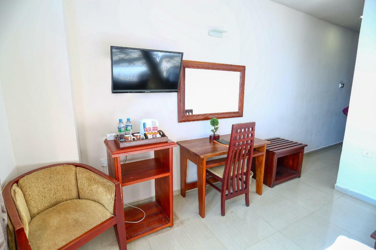 Lazaani Hotel Kolombo Dış mekan fotoğraf